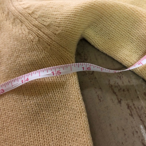 Baby Yellow Calvin Klein Lightweight Turtleneck Sweater Small100% Cashmere *Flaw - Picture 6 of 8